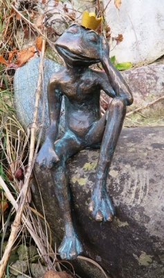 Rottenecker Bronzefigur Froschknig Frieder, gro