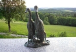 Rottenecker Bronzefigur Laufenten mit Kind