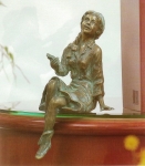 Rottenecker Bronzefigur Emily mini
