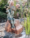 Rottenecker Bronzefigur Claudio, wasserspeiend